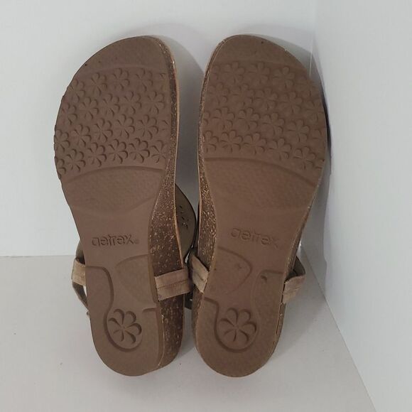 Aetrex Sandalistas Tan Leather Thong Sandal Women's Size 11 - Picture 10 of 10